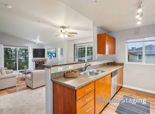 10654 NE Holly St #307A, Beaverton, OR 97006