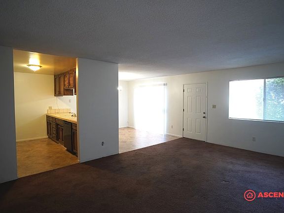 3rd image of 3100 La Costa St #B