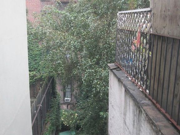 3rd image of 306 W 22nd St APT 4B