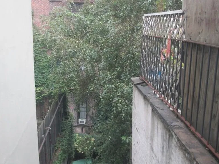 306 W 22nd St #4B — Photo 3