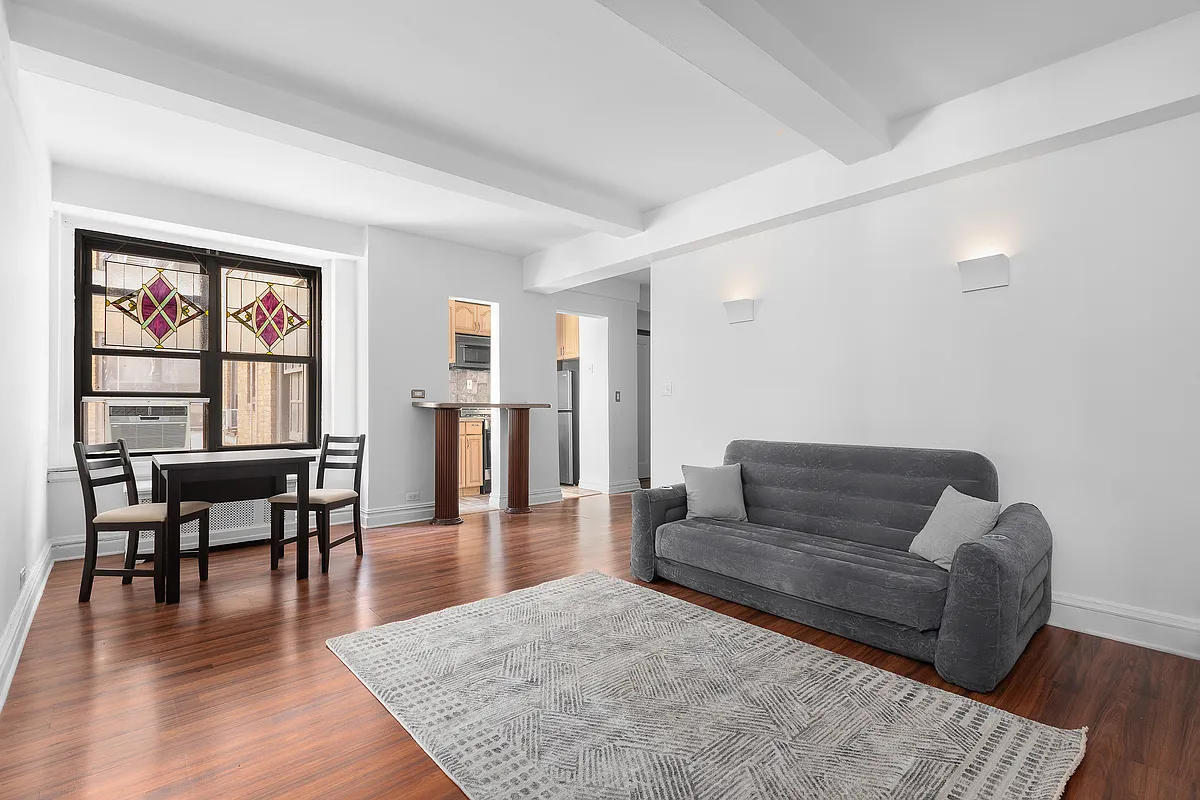 L’Appartement AMERICANA N/S Fooded P/O Americana Apartments | Vanderbilt University | Off-Campus