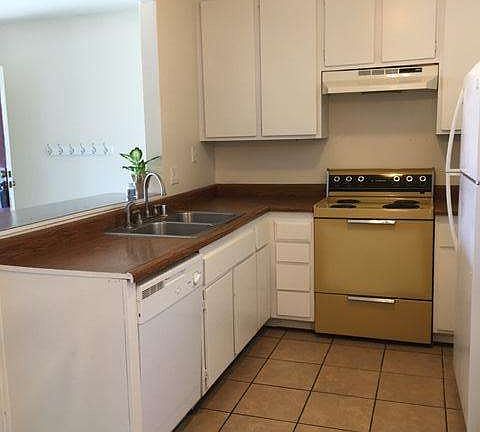 3rd image of 1300 Saratoga Ave Unit 309
