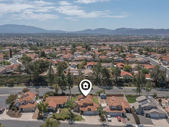 4th image of 39798 Brandy Ln