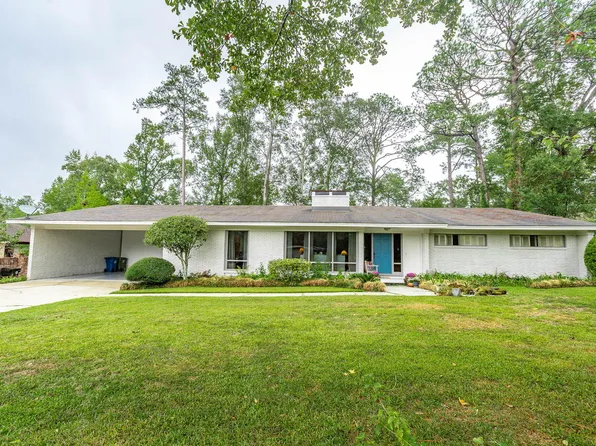612 Woodland Hills Dr, Hattiesburg, MS 39402