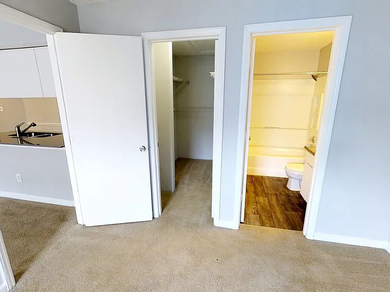 Copper Creek Apartments — Photo 42