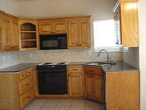 5th image of 116 Twin Oaks Ln