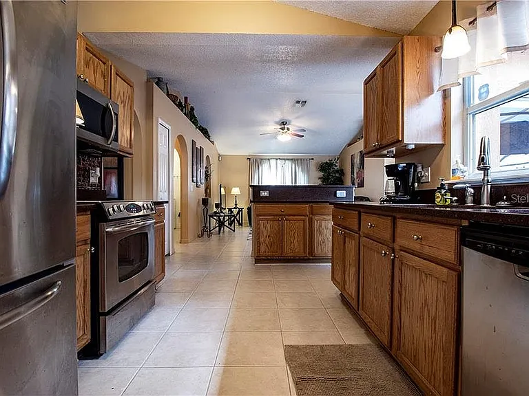 513 Bent Oak Loop — Photo 11