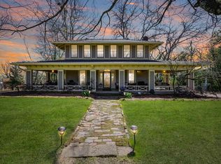 913 Shades Crest Rd, Birmingham, AL 35226