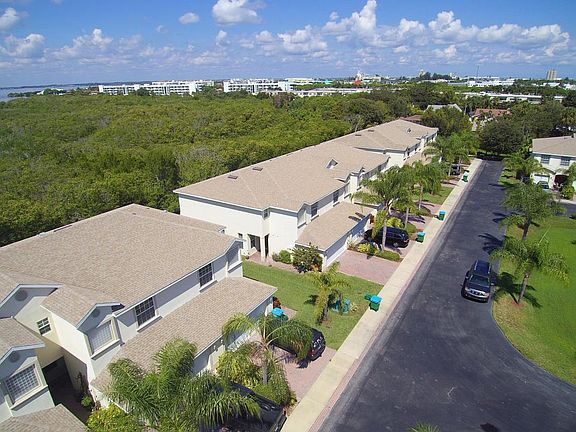 5th image of 706 King Neptune Ln #E-4