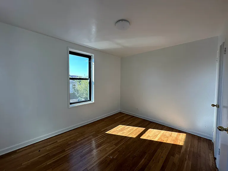 20-30 Elk Dr #3 — Photo 17