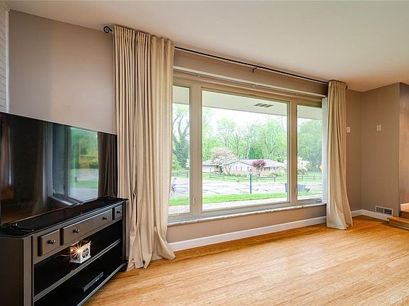 5th image of 2288 Barnett Dr