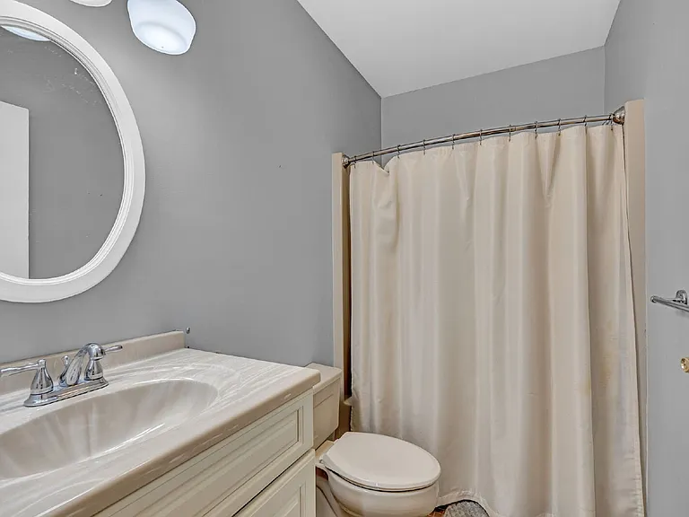 112 Franklin St #C2 — Photo 24