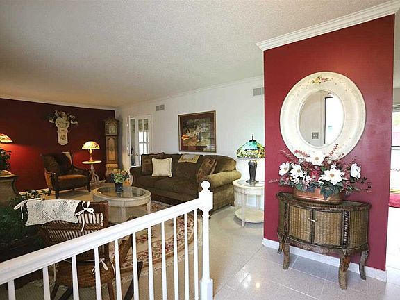 2nd image of 712 Saint Catherine Ct