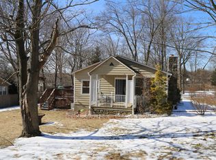 11 Iris Rd, Mahopac, NY 10541
