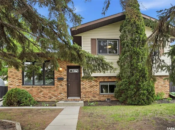 143 Adilman DRIVE, Saskatoon, SK S7K 7P3