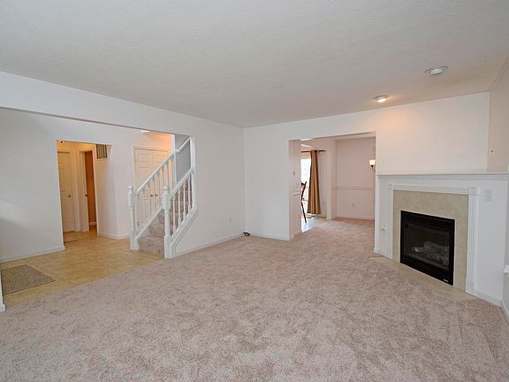4th image of 2078 River Birch Dr