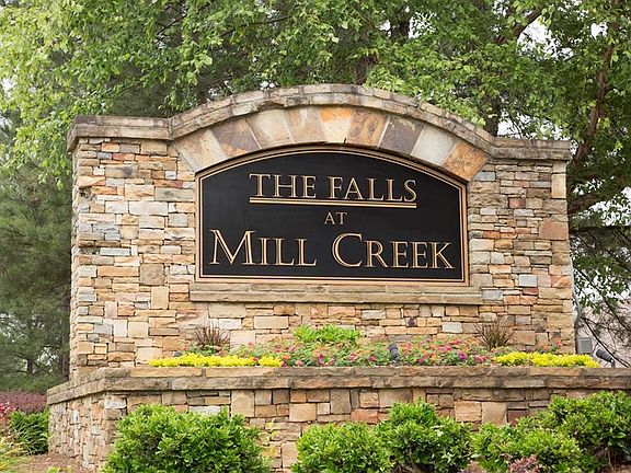 3rd image of 111 Mill Creek Dr