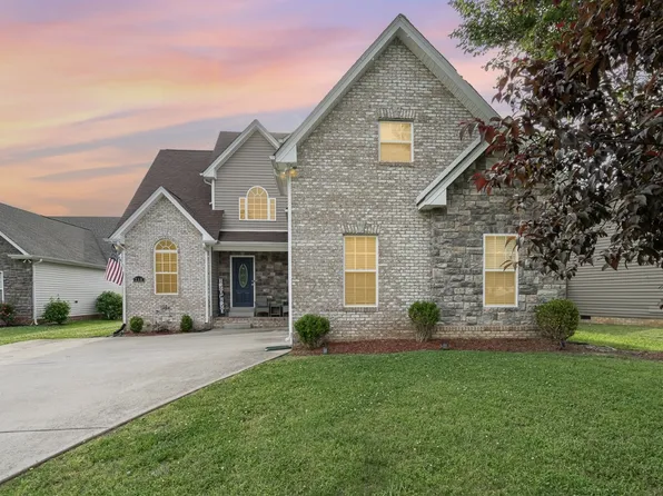 240 Misty Dr, Pleasant View, TN 37146