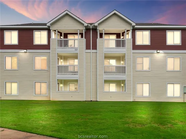 525 Sw Pkwy #203, College Station, TX 77840