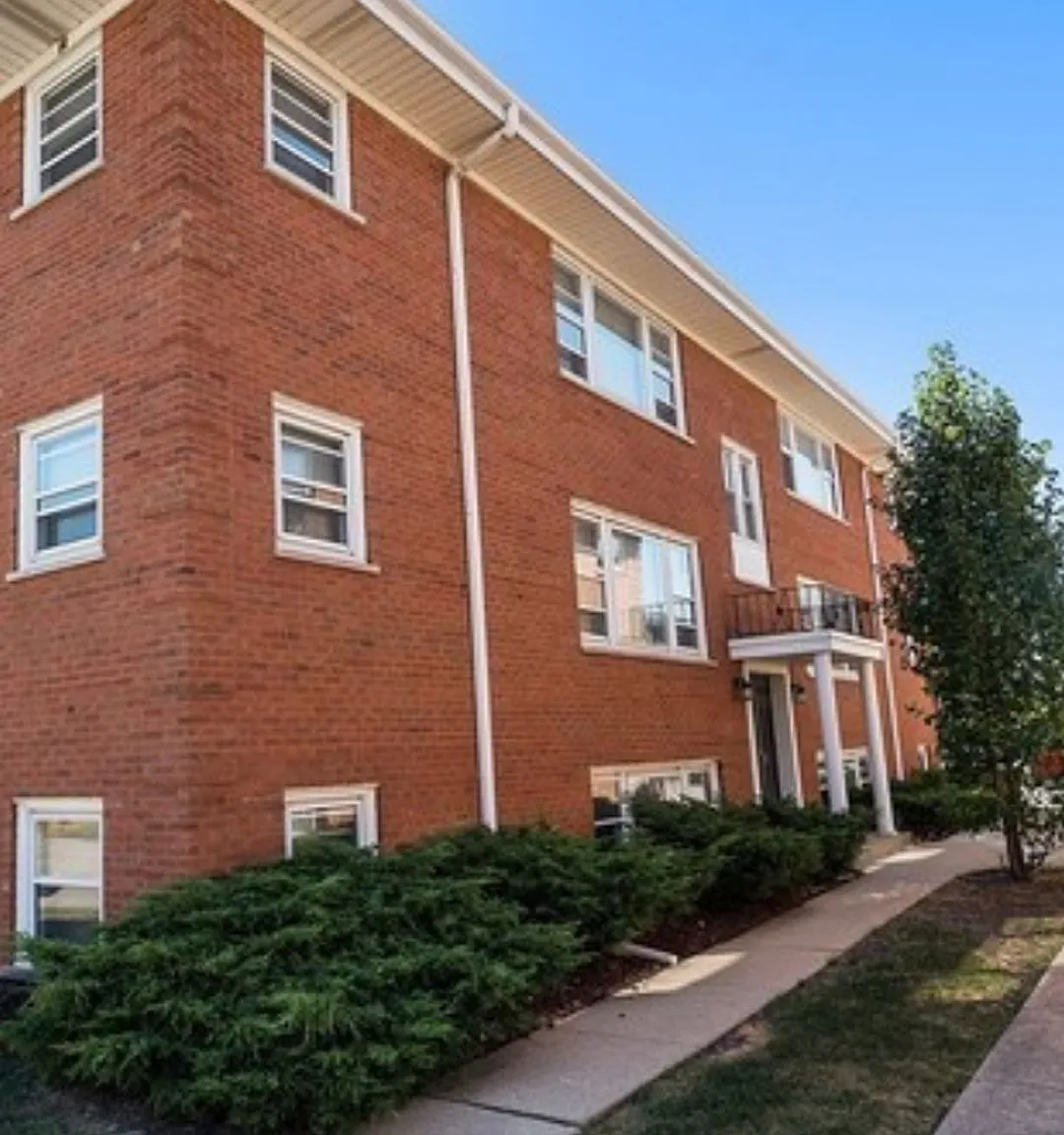 9456 Maple LLC — Photo 1