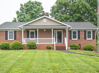 713 Leatherwood Ct, Lewisville, NC 27023