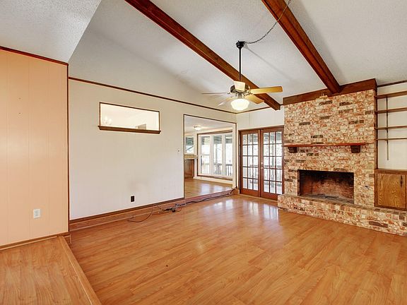 3rd image of 2306 Forest Bend Dr
