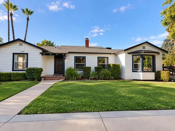 1718 S Inverness Way, Fresno, CA 93727