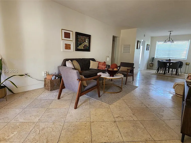 20 Park Dr #3 — Photo 2