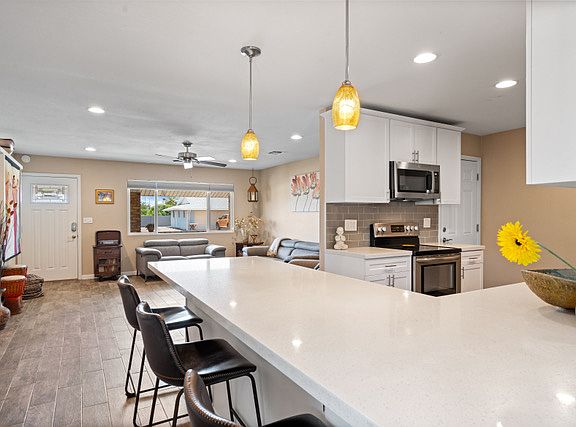 2nd image of 10314 W Sierra Dawn Dr