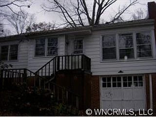 2nd image of 203 View St