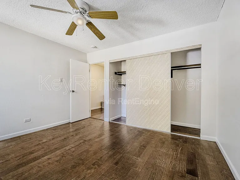 2120 S Vaughn Way #206F — Photo 14