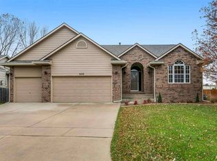 629 Havenwood Ct, Andover, KS 67002