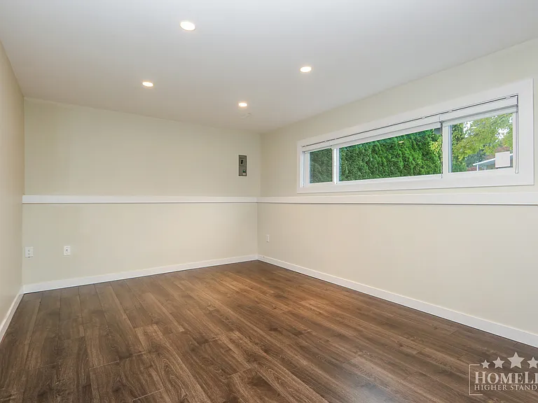 6532 Dayton Dr #BASEMENT — Photo 11