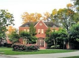 3 Duchess Ct, Houston, TX 77024