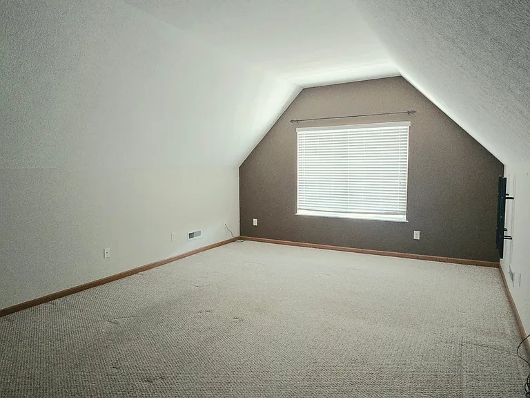 7223 Normanton Dr — Photo 41