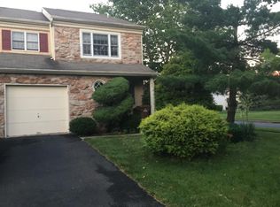 1701 Smedley Ct, Maple Glen, PA 19002