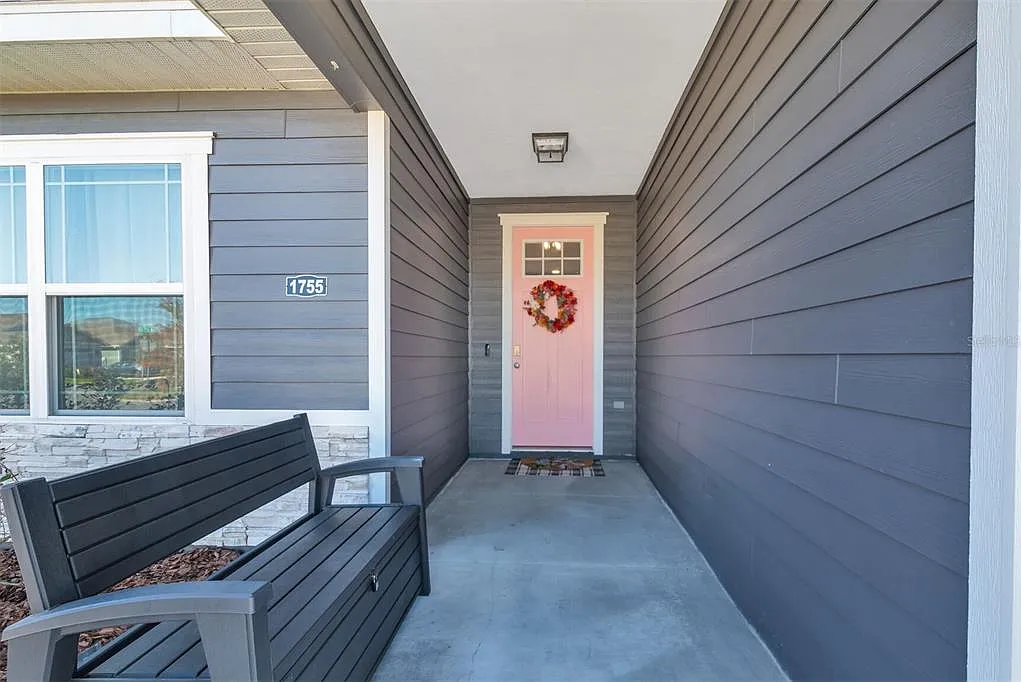 4 bed, 3.0 bath, 2029 sqft, $3,100 — Photo 4