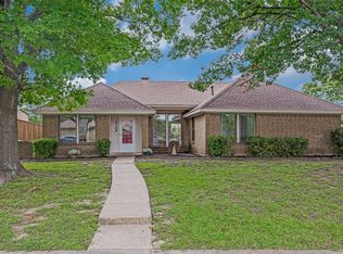 4106 Azalea Ln, Garland, TX 75043