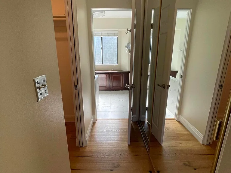 1174 S Westlake Blvd #E — Photo 18