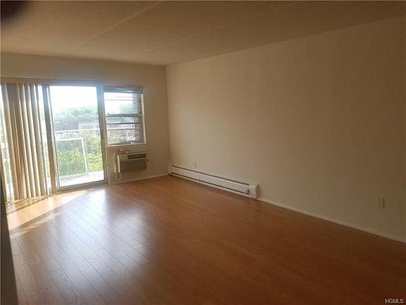 5th image of 35 Park Ave APT 5J