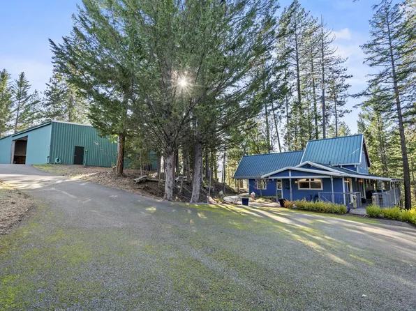 11376 Ramsey Rd, Gold Hill, OR 97525