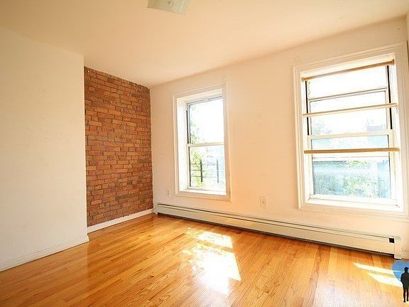 2nd image of 160 Putnam Ave #4R