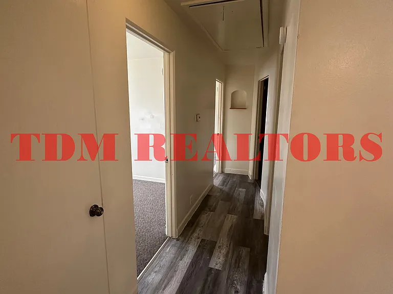 1226 W Atherton Rd — Photo 6