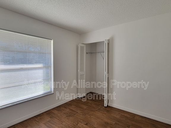 4th image of 14679 Pine Glen Cir