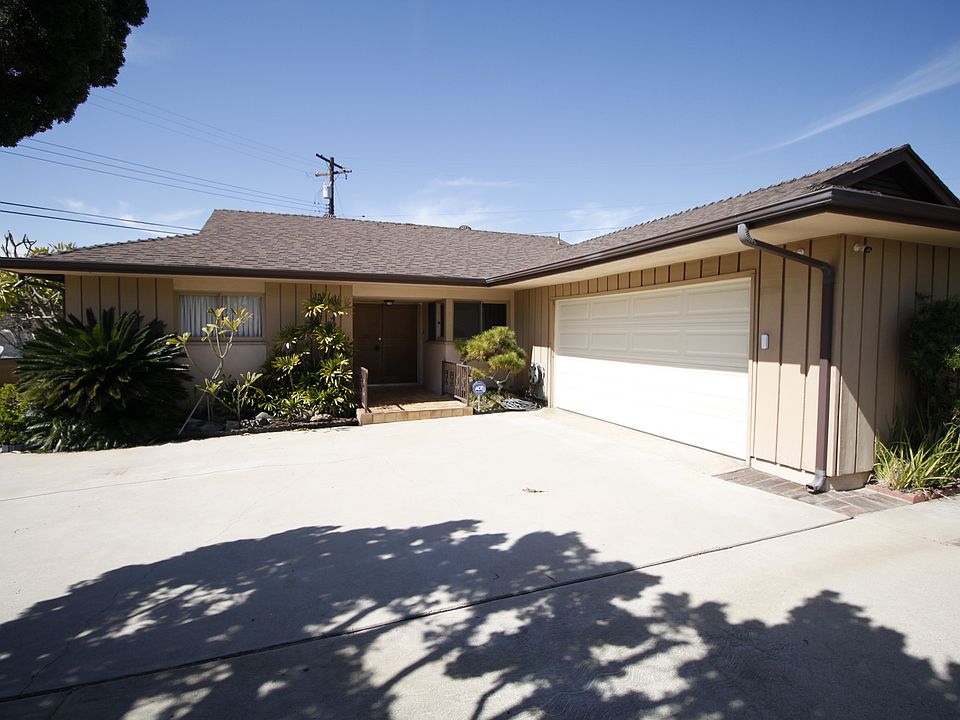 1st image of 1511 Dell Dr