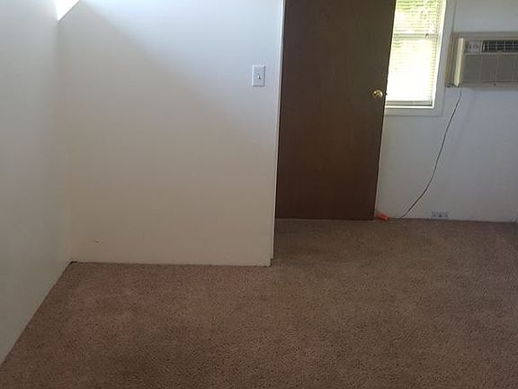 4th image of 1207 N Market St APT B
