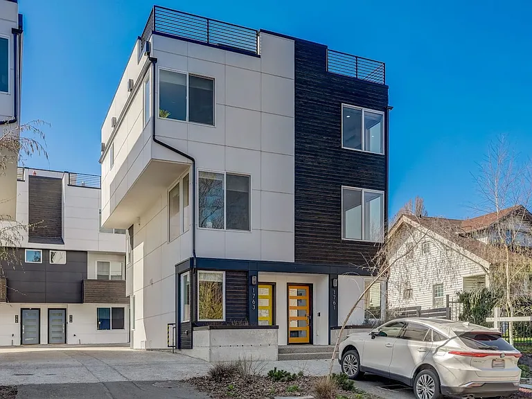 1761 16th Ave S — Photo 17