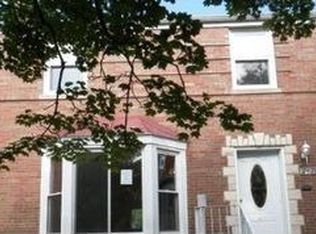5828 N Saint Louis Ave, Chicago, IL 60659