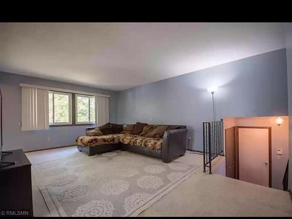 2nd image of 6289 Century Blvd
