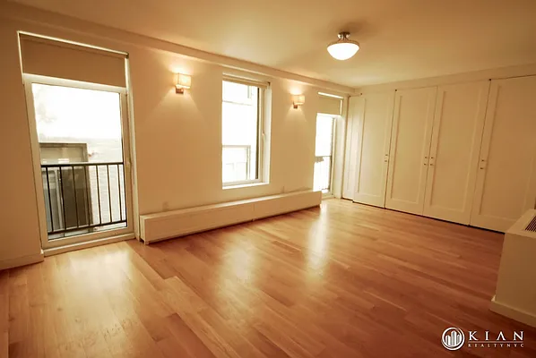 Rented by Kian Realty | media 30